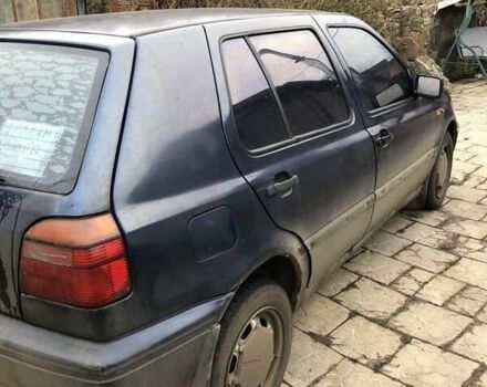 Синий Фольксваген Гольф, объемом двигателя 1.78 л и пробегом 226 тыс. км за 2600 $, фото 5 на Automoto.ua