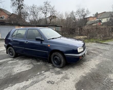 Синий Фольксваген Гольф, объемом двигателя 1.8 л и пробегом 200 тыс. км за 850 $, фото 1 на Automoto.ua