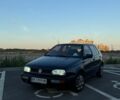 Синий Фольксваген Гольф, объемом двигателя 1.39 л и пробегом 350 тыс. км за 2499 $, фото 1 на Automoto.ua