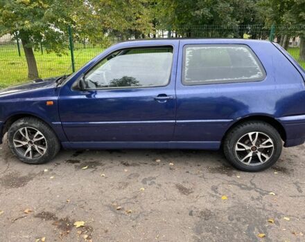 Синий Фольксваген Гольф, объемом двигателя 1.8 л и пробегом 104 тыс. км за 1300 $, фото 1 на Automoto.ua