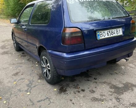 Синий Фольксваген Гольф, объемом двигателя 1.8 л и пробегом 104 тыс. км за 1300 $, фото 2 на Automoto.ua