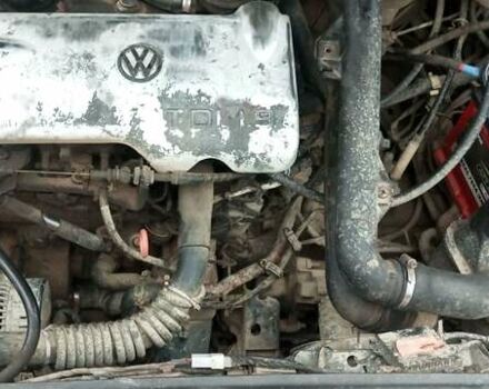 Синий Фольксваген Гольф, объемом двигателя 1.9 л и пробегом 300 тыс. км за 1100 $, фото 12 на Automoto.ua