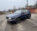 Синий Фольксваген Гольф, объемом двигателя 1.8 л и пробегом 200 тыс. км за 850 $, фото 1 на Automoto.ua
