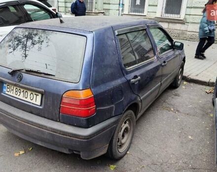 Синий Фольксваген Гольф, объемом двигателя 1.6 л и пробегом 98 тыс. км за 2200 $, фото 2 на Automoto.ua