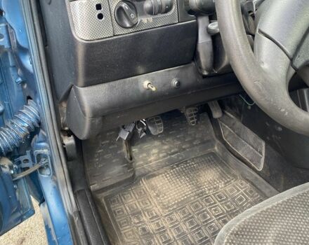 Синий Фольксваген Гольф, объемом двигателя 1.4 л и пробегом 370 тыс. км за 1500 $, фото 6 на Automoto.ua