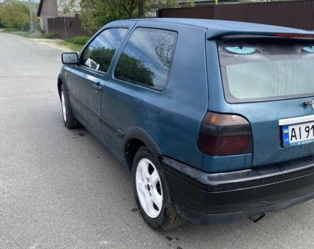 Синий Фольксваген Гольф, объемом двигателя 1.4 л и пробегом 370 тыс. км за 1500 $, фото 2 на Automoto.ua