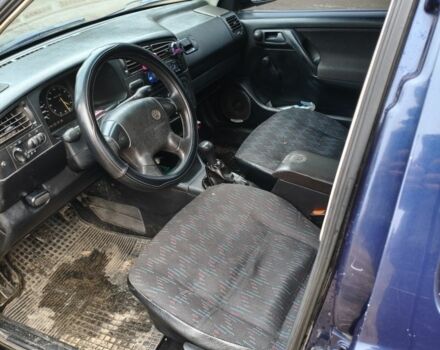 Синий Фольксваген Гольф, объемом двигателя 1.9 л и пробегом 191 тыс. км за 2700 $, фото 4 на Automoto.ua