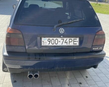 Синий Фольксваген Гольф, объемом двигателя 1.4 л и пробегом 255 тыс. км за 1300 $, фото 3 на Automoto.ua