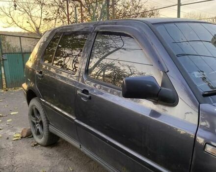 Синий Фольксваген Гольф, объемом двигателя 1.9 л и пробегом 100 тыс. км за 1800 $, фото 4 на Automoto.ua