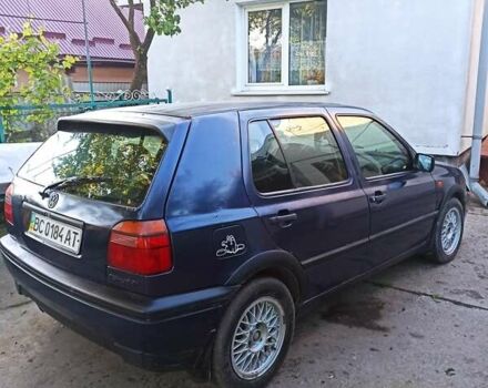 Синий Фольксваген Гольф, объемом двигателя 1.6 л и пробегом 207 тыс. км за 2200 $, фото 4 на Automoto.ua