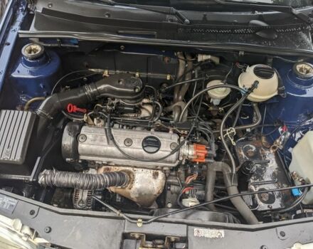 Синій Фольксваген Гольф, об'ємом двигуна 1.6 л та пробігом 250 тис. км за 750 $, фото 7 на Automoto.ua