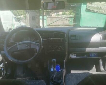 Синий Фольксваген Гольф, объемом двигателя 1.6 л и пробегом 300 тыс. км за 2000 $, фото 1 на Automoto.ua