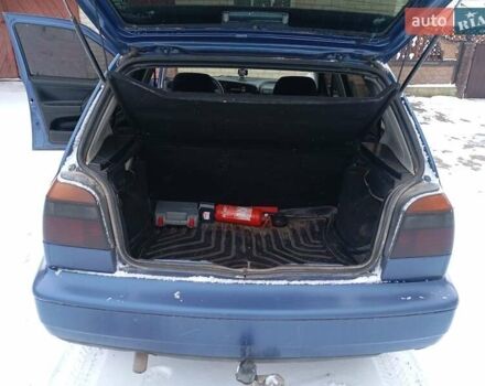Синий Фольксваген Гольф, объемом двигателя 1.8 л и пробегом 279 тыс. км за 1700 $, фото 9 на Automoto.ua