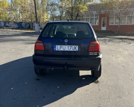 Синий Фольксваген Гольф, объемом двигателя 1.6 л и пробегом 3 тыс. км за 1300 $, фото 1 на Automoto.ua