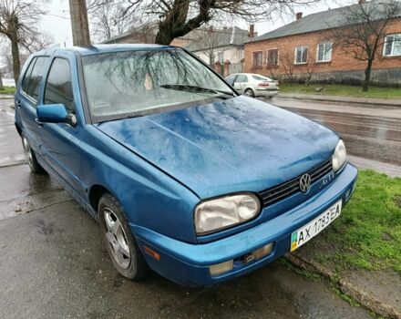 Синий Фольксваген Гольф, объемом двигателя 1.8 л и пробегом 400 тыс. км за 1800 $, фото 1 на Automoto.ua