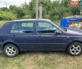 Синий Фольксваген Гольф, объемом двигателя 1.39 л и пробегом 222 тыс. км за 2100 $, фото 2 на Automoto.ua