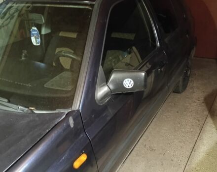 Синий Фольксваген Гольф, объемом двигателя 1.6 л и пробегом 278 тыс. км за 1950 $, фото 1 на Automoto.ua