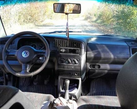 Синій Фольксваген Гольф, об'ємом двигуна 1.39 л та пробігом 270 тис. км за 2099 $, фото 10 на Automoto.ua