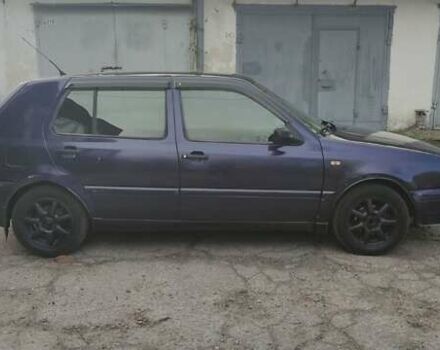 Синий Фольксваген Гольф, объемом двигателя 1.39 л и пробегом 200 тыс. км за 1650 $, фото 1 на Automoto.ua