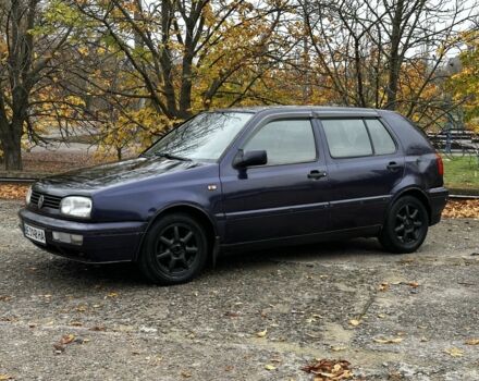 Синий Фольксваген Гольф, объемом двигателя 1.4 л и пробегом 250 тыс. км за 1499 $, фото 1 на Automoto.ua