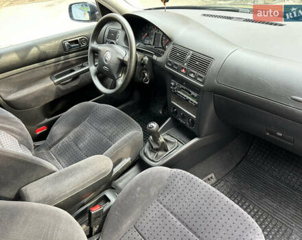 Синій Фольксваген Гольф, об'ємом двигуна 1.39 л та пробігом 218 тис. км за 3650 $, фото 18 на Automoto.ua