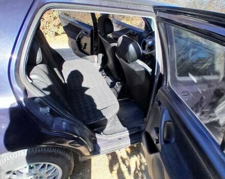 Синій Фольксваген Гольф, об'ємом двигуна 1.39 л та пробігом 270 тис. км за 2099 $, фото 20 на Automoto.ua