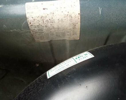 Синий Фольксваген Гольф, объемом двигателя 1.6 л и пробегом 346 тыс. км за 2300 $, фото 16 на Automoto.ua