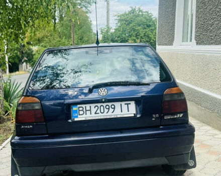 Синий Фольксваген Гольф, объемом двигателя 1.78 л и пробегом 60 тыс. км за 4000 $, фото 5 на Automoto.ua