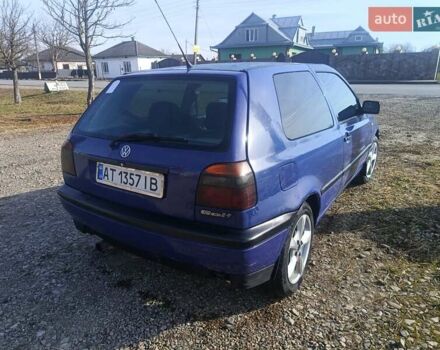 Синий Фольксваген Гольф, объемом двигателя 1.39 л и пробегом 275 тыс. км за 1600 $, фото 2 на Automoto.ua