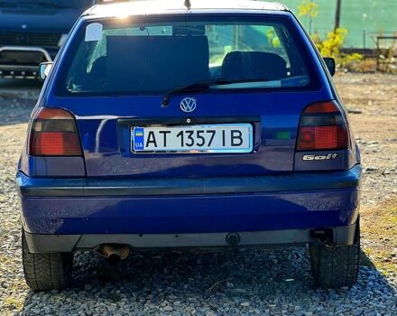 Синий Фольксваген Гольф, объемом двигателя 1.4 л и пробегом 273 тыс. км за 1650 $, фото 4 на Automoto.ua