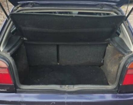 Синий Фольксваген Гольф, объемом двигателя 1.39 л и пробегом 200 тыс. км за 1650 $, фото 6 на Automoto.ua