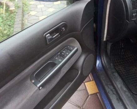 Синий Фольксваген Гольф, объемом двигателя 1.6 л и пробегом 346 тыс. км за 2300 $, фото 32 на Automoto.ua