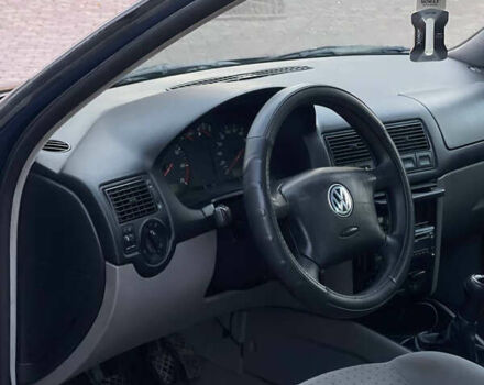Фольксваген Гольф 1998 у Жовкві на Automoto.ua Синій Фольксваген Гольф, об'ємом двигуна 1.39 л та пробігом 252 тис. км за 2749 $, фото 25 на Automoto.ua