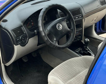 Синий Фольксваген Гольф, объемом двигателя 1.6 л и пробегом 308 тыс. км за 3450 $, фото 10 на Automoto.ua