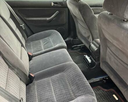 Синий Фольксваген Гольф, объемом двигателя 1.9 л и пробегом 275 тыс. км за 4699 $, фото 11 на Automoto.ua