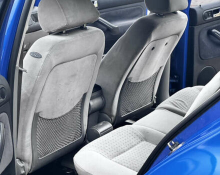 Синий Фольксваген Гольф, объемом двигателя 1.6 л и пробегом 308 тыс. км за 3450 $, фото 12 на Automoto.ua