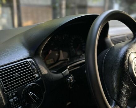 Синій Фольксваген Гольф, об'ємом двигуна 1.8 л та пробігом 220 тис. км за 3199 $, фото 18 на Automoto.ua