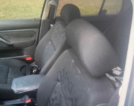 Синий Фольксваген Гольф, объемом двигателя 1.4 л и пробегом 300 тыс. км за 3999 $, фото 8 на Automoto.ua