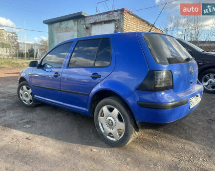 Синий Фольксваген Гольф, объемом двигателя 1.39 л и пробегом 273 тыс. км за 2850 $, фото 1 на Automoto.ua