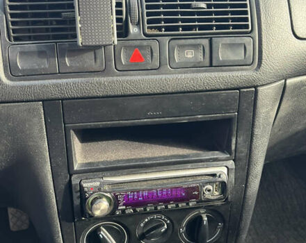 Синій Фольксваген Гольф, об'ємом двигуна 1.39 л та пробігом 326 тис. км за 3700 $, фото 13 на Automoto.ua