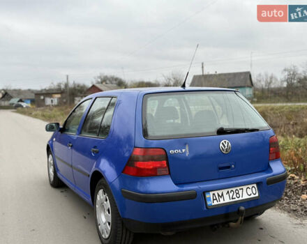 Синий Фольксваген Гольф, объемом двигателя 1.39 л и пробегом 213 тыс. км за 2750 $, фото 4 на Automoto.ua