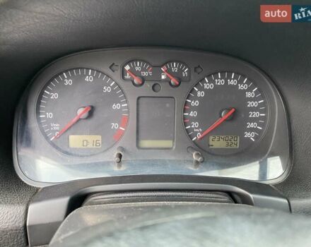 Синій Фольксваген Гольф, об'ємом двигуна 2.32 л та пробігом 234 тис. км за 4600 $, фото 14 на Automoto.ua