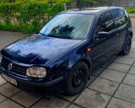 Синій Фольксваген Гольф, об'ємом двигуна 1.6 л та пробігом 330 тис. км за 3800 $, фото 1 на Automoto.ua