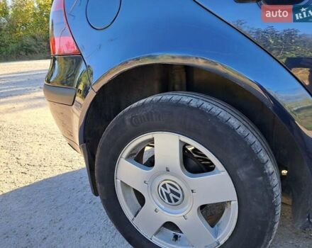 Синий Фольксваген Гольф, объемом двигателя 1.6 л и пробегом 500 тыс. км за 4000 $, фото 7 на Automoto.ua