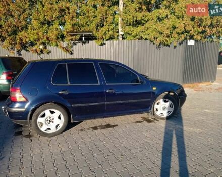 Синий Фольксваген Гольф, объемом двигателя 1.6 л и пробегом 300 тыс. км за 3600 $, фото 21 на Automoto.ua