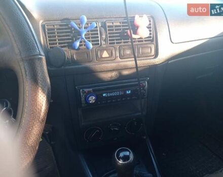 Синий Фольксваген Гольф, объемом двигателя 1.6 л и пробегом 300 тыс. км за 3600 $, фото 15 на Automoto.ua