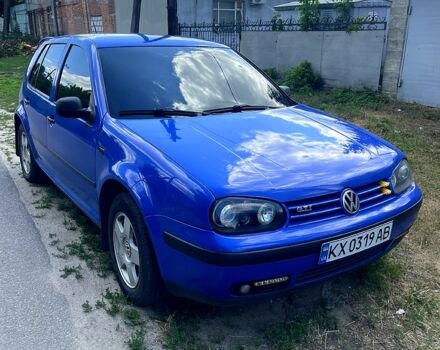 Синій Фольксваген Гольф, об'ємом двигуна 1.8 л та пробігом 300 тис. км за 4000 $, фото 1 на Automoto.ua