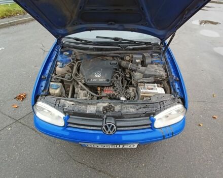 Синий Фольксваген Гольф, объемом двигателя 1.6 л и пробегом 340 тыс. км за 3350 $, фото 6 на Automoto.ua