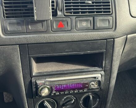 Синій Фольксваген Гольф, об'ємом двигуна 1.4 л та пробігом 326 тис. км за 3800 $, фото 6 на Automoto.ua