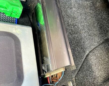 Синій Фольксваген Гольф, об'ємом двигуна 1.8 л та пробігом 300 тис. км за 4000 $, фото 8 на Automoto.ua